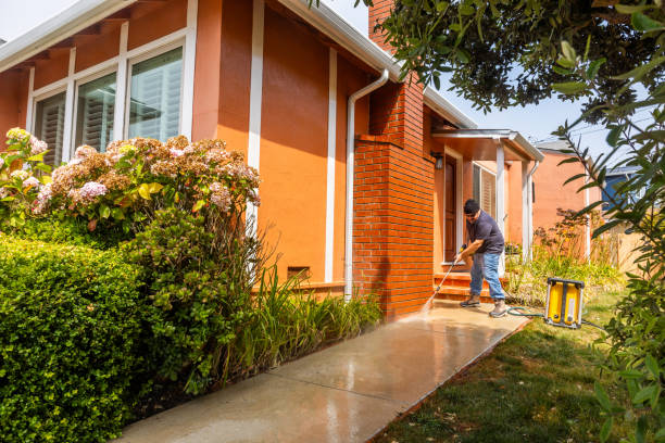 Best Commercial Building Pressure Washing  in Minersville, PA
