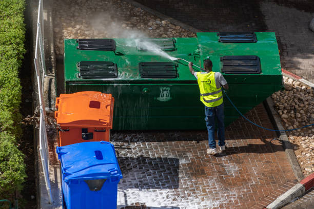 Best Roof Pressure Washing  in Minersville, PA
